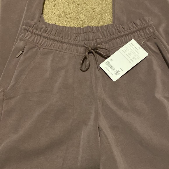 Athleta Seasoft Pant Dusky Rose XS - Picture 3 of 7